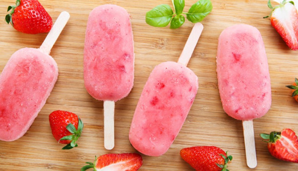 Mango and Coconut Ice Lollies with Strawberries