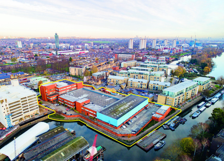 FviewMontgomerysWharf DJI 0184 SiteLineYellow Web