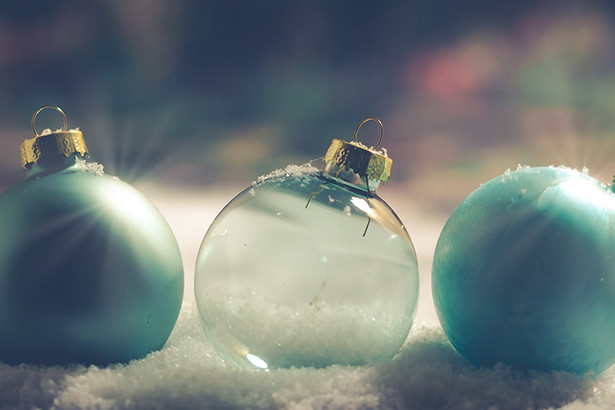 Bauble 900x411